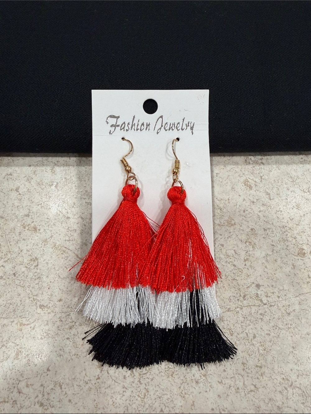BNWT RED, WHITE & BLACK FRINGE EARRINGS ON FRENCH HOOKS